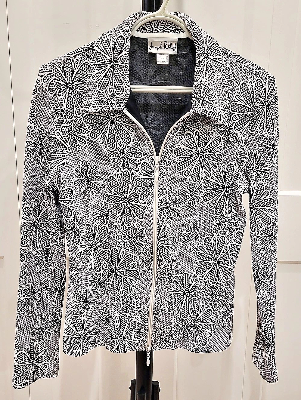 Joseph Ribkoff Floral Zip Jacket Black & White Size 8